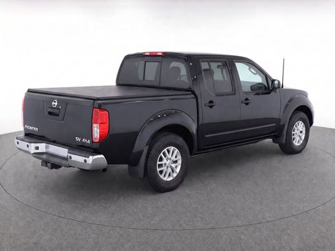 Used 2018 Nissan Frontier SV w/ Value Truck Package AWD/4WD image 5