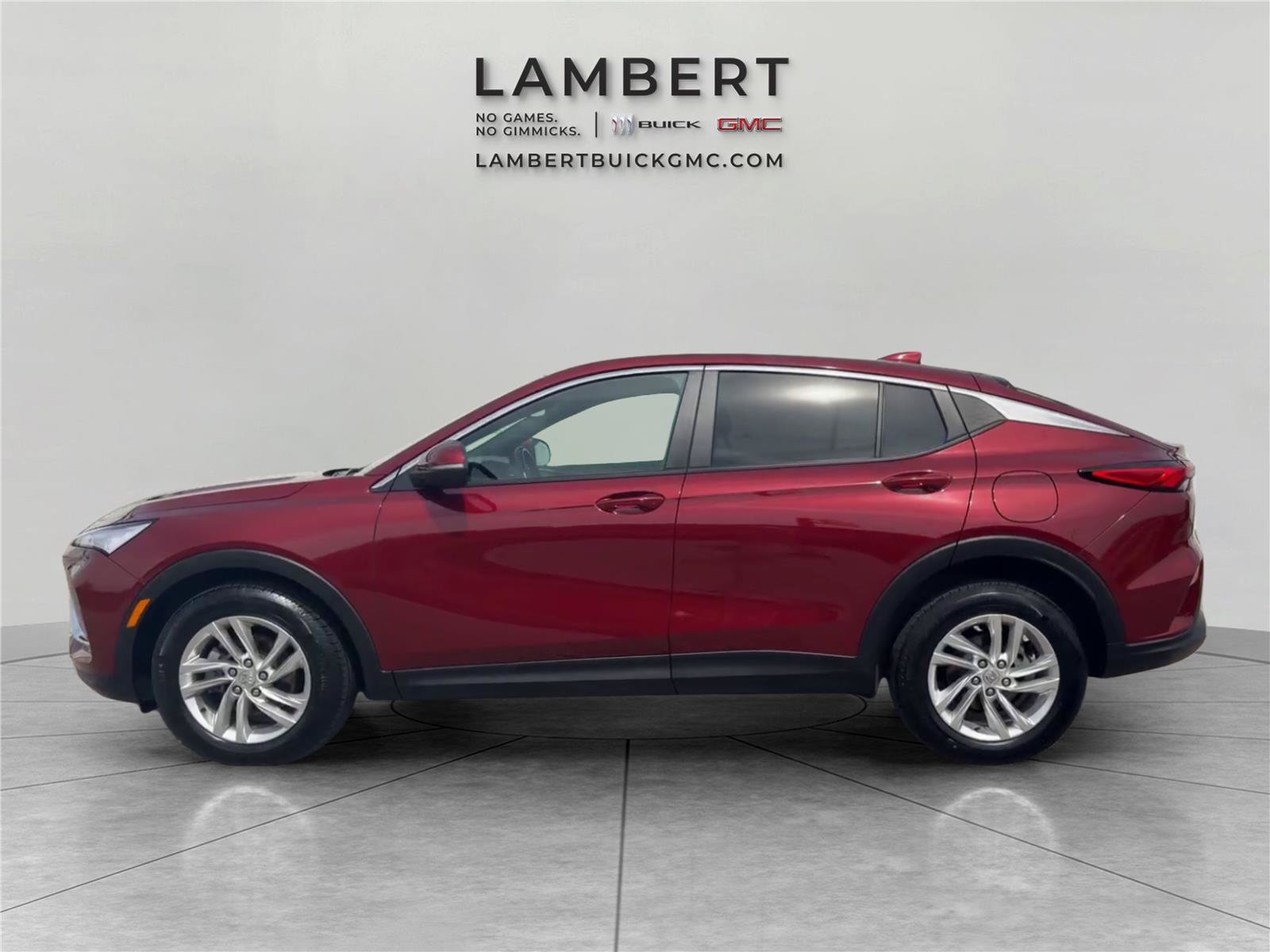 Used 2024 Buick Envista Preferred w/ Convenience I Package FWD image 2