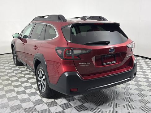 Used 2023 Subaru Outback Premium AWD/4WD image 7