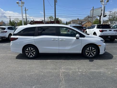 New 2026 Honda Odyssey EX-L image 11