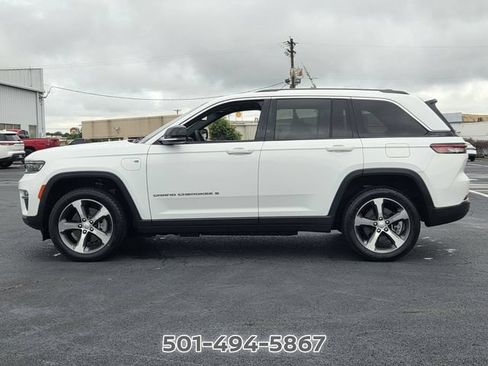 Used 2022 Jeep Grand Cherokee Limited 4xe AWD/4WD image 2