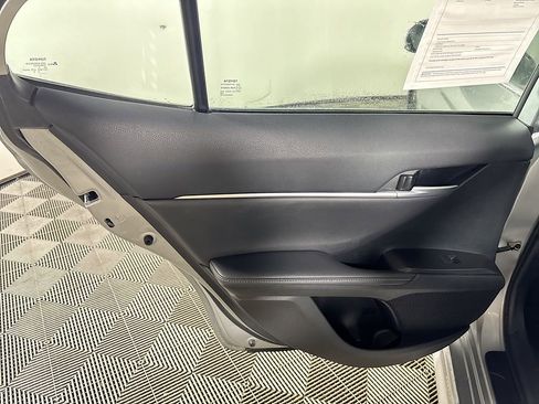 Used 2024 Toyota Camry XSE image 18
