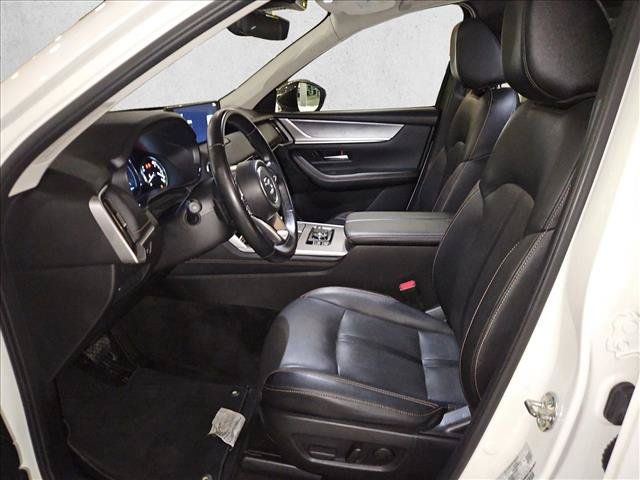 Used 2025 MAZDA CX-70 3.3 Turbo w/ Preferred Package AWD/4WD image 13