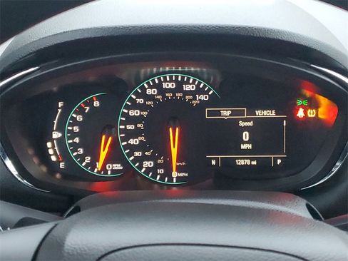 Used 2022 Chevrolet Trax LS w/ Tint and Cruise Package image 11