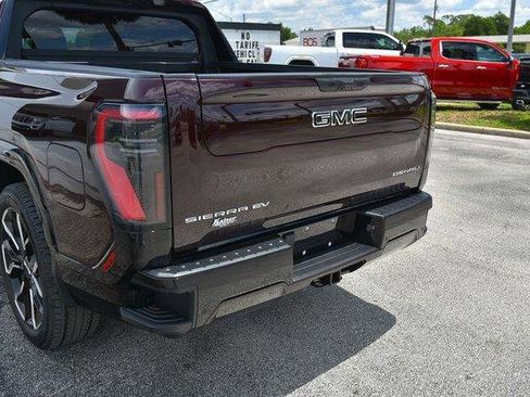 New 2025 GMC Sierra EV Denali image 10