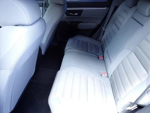 Used 2018 Honda CR-V LX image 9