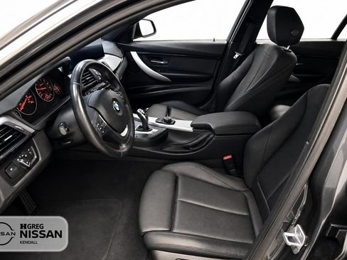 Used 2018 BMW 330i Sedan RWD image 7