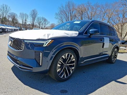 New 2026 Volvo XC90 T8 Ultra w/ Lounge Package AWD/4WD image 2