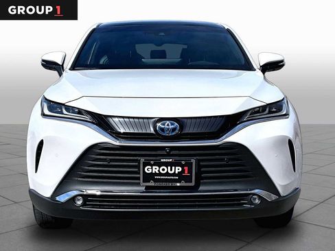 Used 2023 Toyota Venza Limited image 4