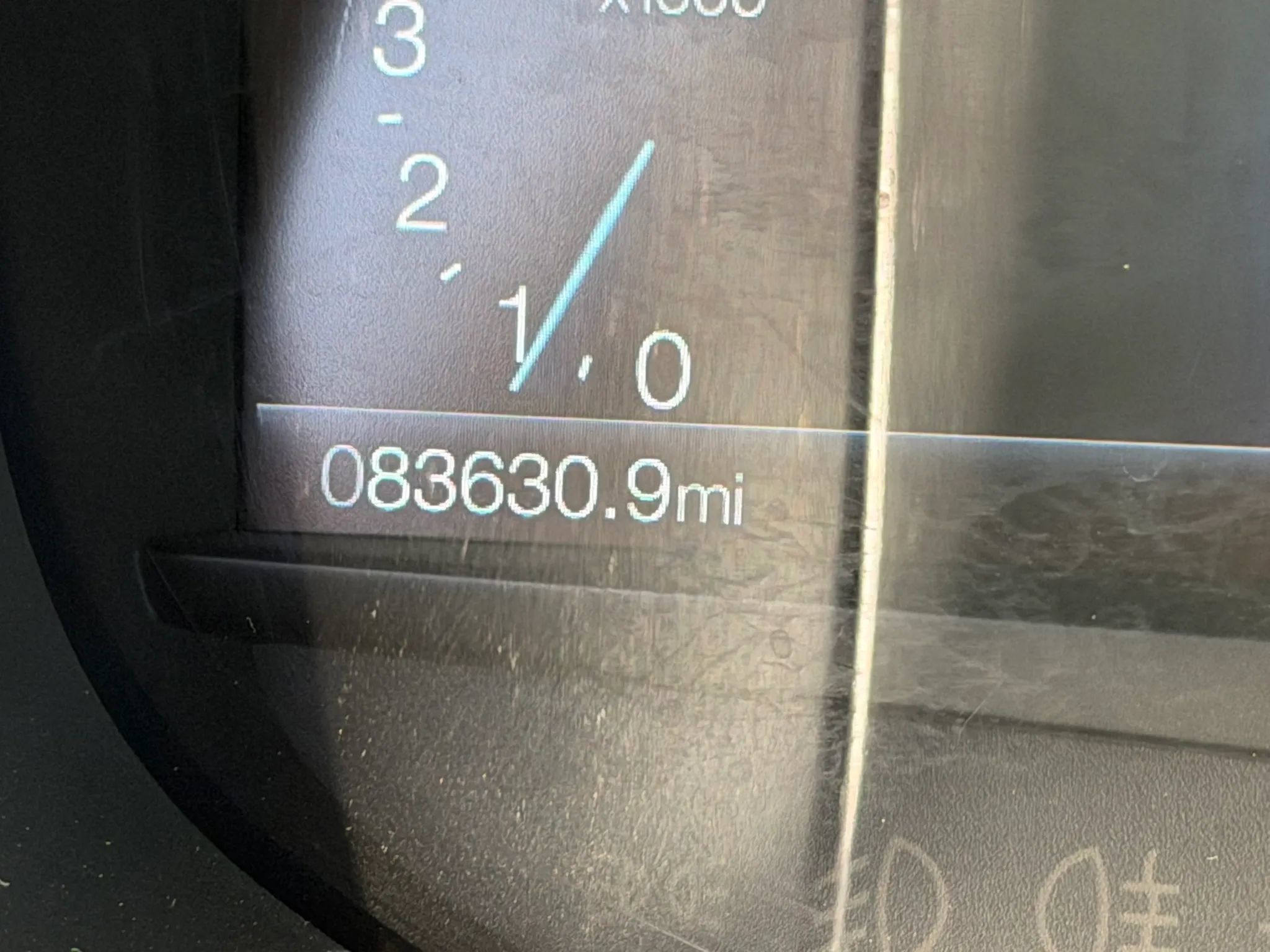 Used 2020 Ford Edge Titanium FWD image 21