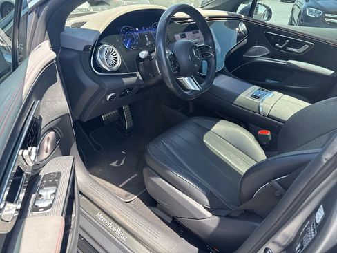 Used 2023 Mercedes-Benz EQS 580 4MATIC Sedan image 9