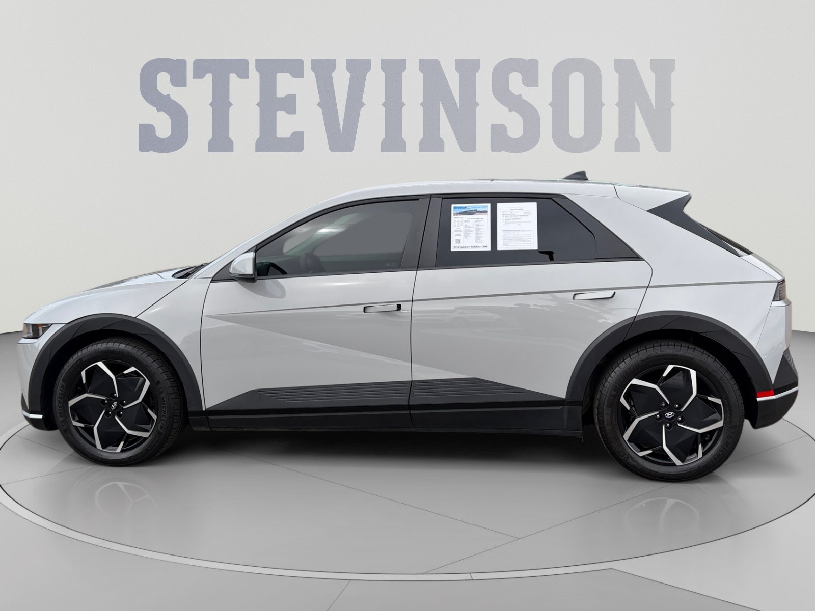 Certified 2024 Hyundai Ioniq 5 SEL AWD/4WD image 2