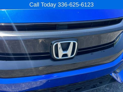 Used 2018 Honda Civic EX image 10