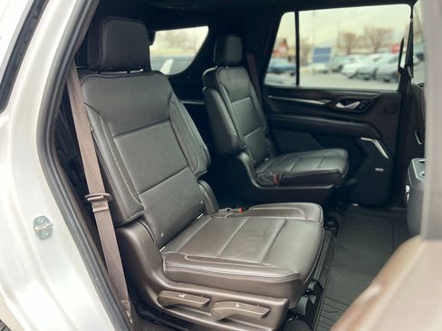 Used 2021 GMC Yukon Denali w/ Denali Ultimate Package image 27