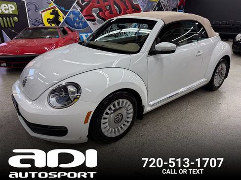 Used 2014 Volkswagen Beetle 1.8T FWD image 1