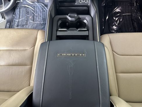 Used 2021 RAM 1500 Limited AWD/4WD image 32