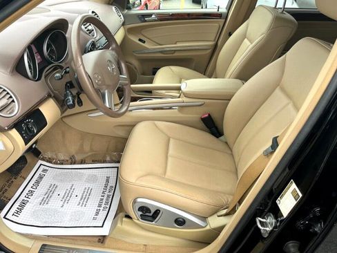 Used 2011 Mercedes-Benz GL 450 4MATIC image 10
