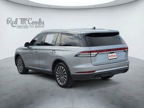 Used 2023 Lincoln Aviator Reserve w/ Elements Package Plus RWD image 3