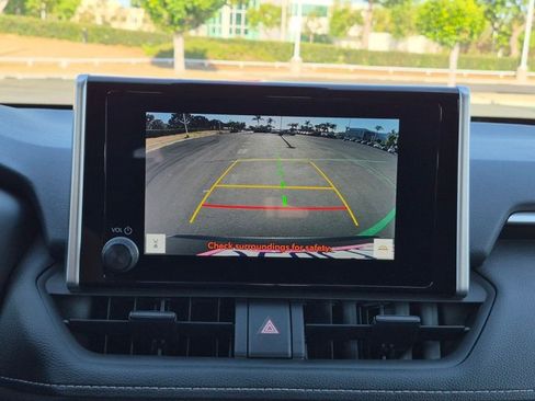 Certified 2024 Toyota RAV4 LE AWD/4WD image 14