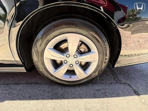 Used 2018 Honda Odyssey EX-L image 20