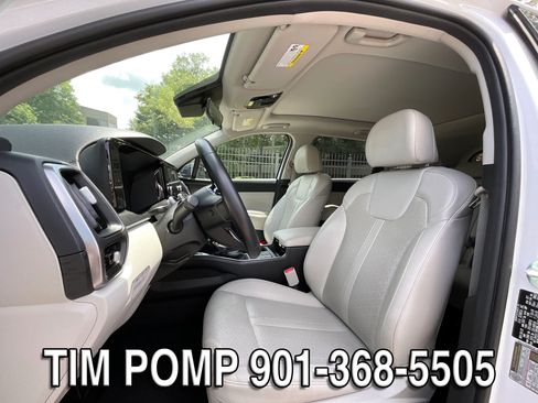 Used 2023 Kia Sorento S w/ Panoramic Sunroof Package FWD image 10
