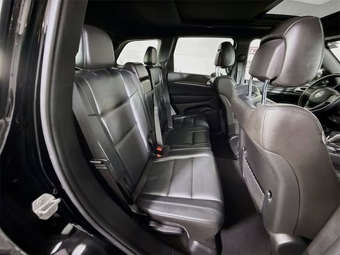 Used 2021 Jeep Grand Cherokee Limited w/ Luxury Group II image 34