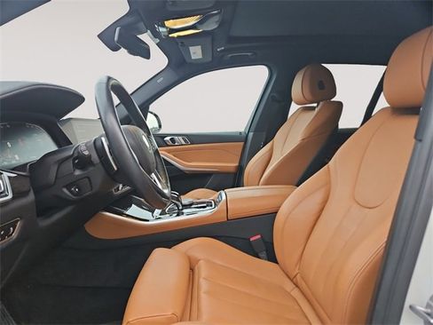 Used 2021 BMW X5 xDrive40i w/ Convenience Package image 9