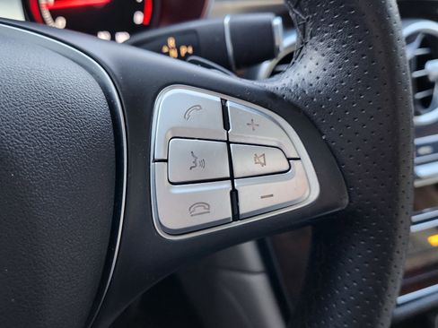 Used 2017 Mercedes-Benz GLC 300 w/ Premium 1 Package image 32