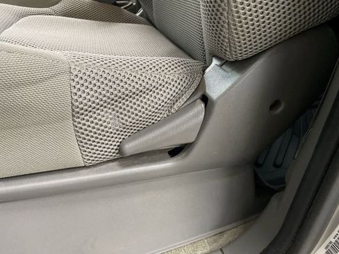 Used 2013 Nissan Frontier SV w/ SV Value Truck Pkg image 16