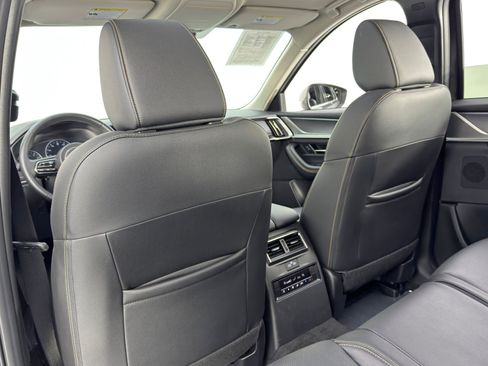 Used 2024 MAZDA CX-90 3.3 Turbo w/ Preferred Package image 33