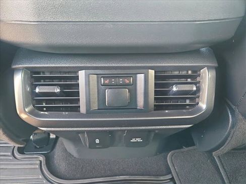 Used 2023 Ford F150 Lariat w/ Equipment Group 502A High AWD/4WD image 17