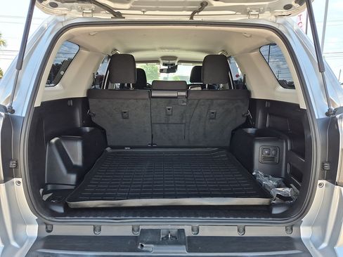 Used 2020 Toyota 4Runner TRD Off-Road AWD/4WD image 30