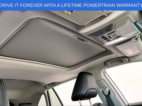 Used 2025 Toyota RAV4 XLE Premium image 22