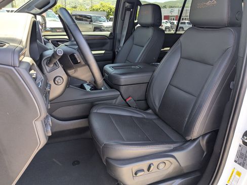 Certified 2023 Chevrolet Tahoe High Country AWD/4WD image 27