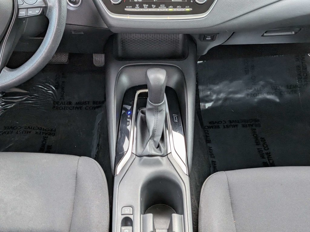 Used 2024 Toyota Corolla LE w/ LE Convenience Package FWD image 18
