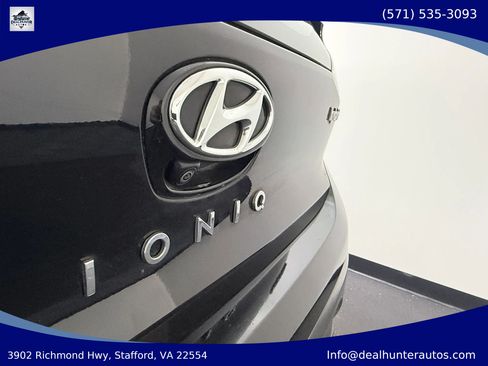 Used 2020 Hyundai Ioniq SEL FWD image 10