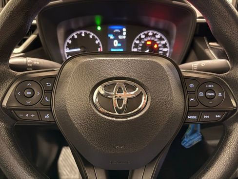 Used 2024 Toyota Corolla LE FWD image 17