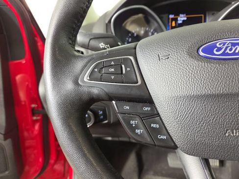 Used 2017 Ford Focus SEL w/ Cold Weather Package FWD image 24