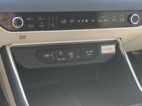 Certified 2026 Kia Carnival EX FWD image 13