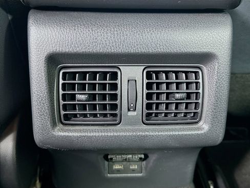 Certified 2025 Toyota Camry SE image 25