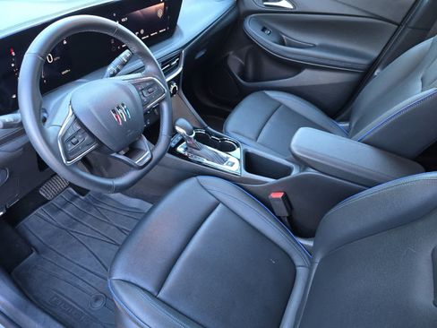 Used 2025 Buick Encore GX Sport Touring w/ Advanced Technology Package image 11