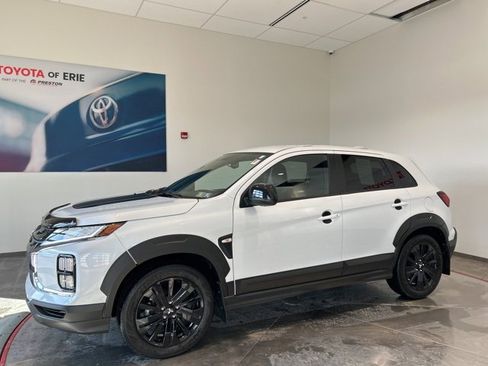 Used 2024 Mitsubishi Outlander Sport 2.0 Trail Edition image 3