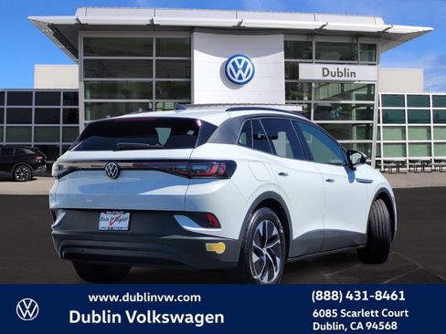 Certified 2021 Volkswagen ID.4 Pro S image 4