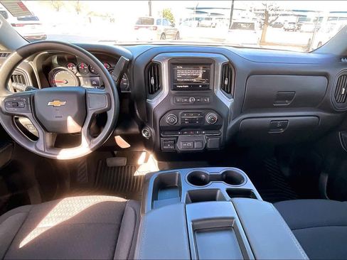 Used 2024 Chevrolet Silverado 2500 Custom w/ Custom Convenience Package image 15