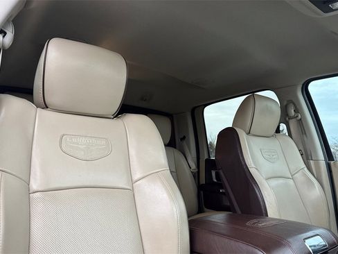 Used 2018 RAM 3500 Laramie Longhorn w/ Longhorn Southfork Package image 17