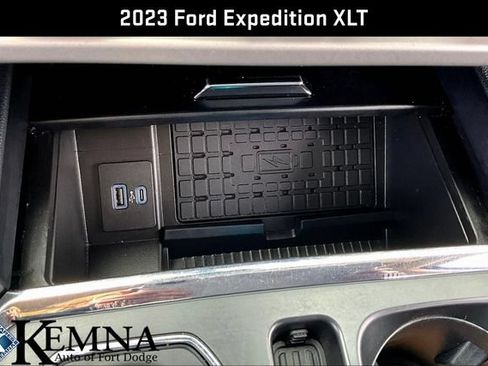 Used 2023 Ford Expedition XLT AWD/4WD image 18
