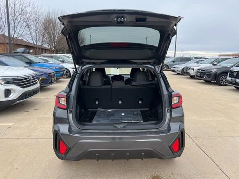 Used 2024 Subaru Crosstrek 2.0i Premium image 9