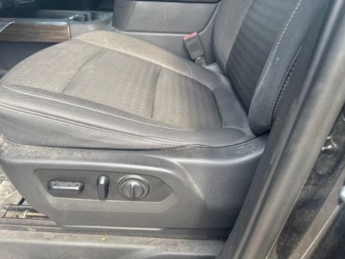 Used 2019 Chevrolet Silverado 1500 LT Trail Boss AWD/4WD image 9