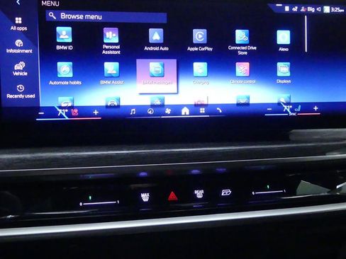 Used 2023 BMW i7 xDrive60 image 17