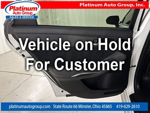 Used 2019 Toyota Avalon Touring FWD image 26